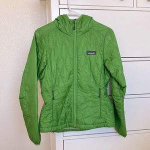 Patagonia nano puff jacket XS, Green